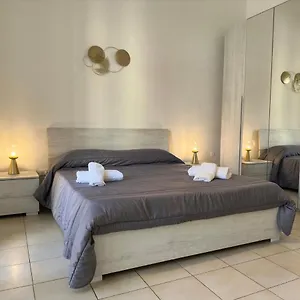 Cconforthotels Crispi Apartament